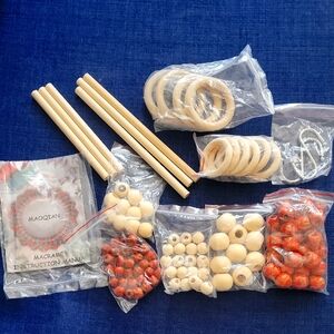 Macrame Kit with Cream and Red Beads